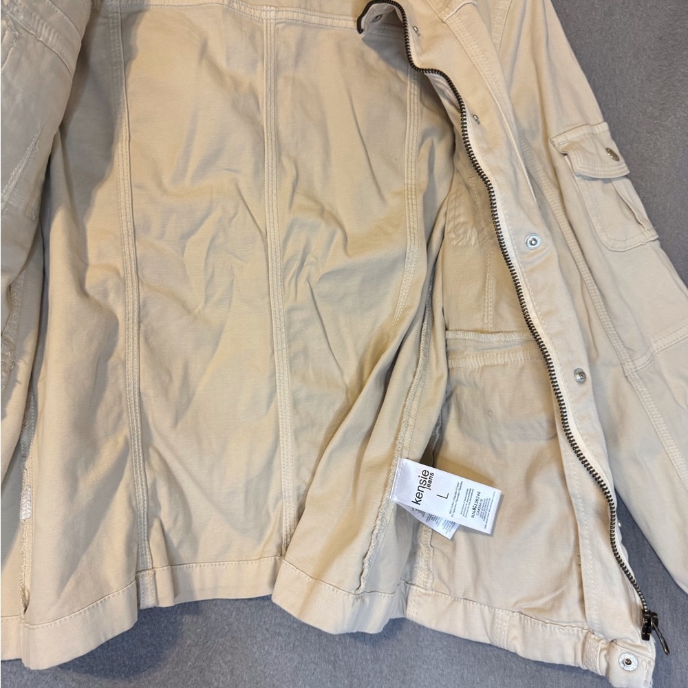 Kensie Cream Utility Jacket. Very Good Used Condition. - Picture 10 of 13